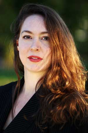 Zoe Cormier, portrait.